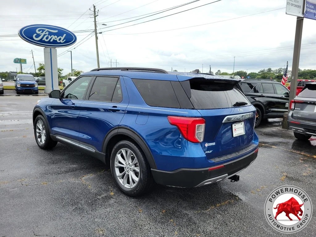 Used 2021 Blue Ford XLT image 3