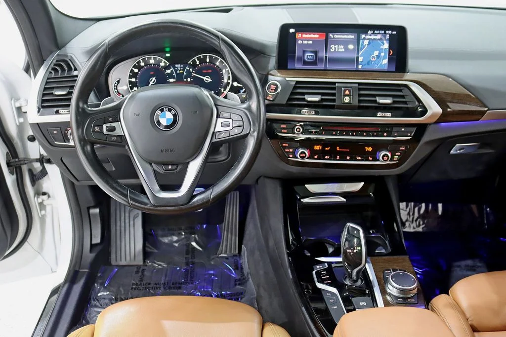 Used 2019 White BMW xDrive30i image 14