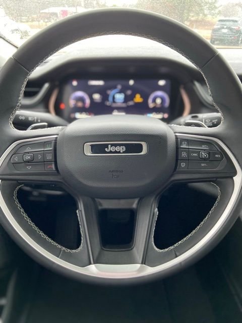 2023 Jeep Grand Cherokee Laredo - Photo 25