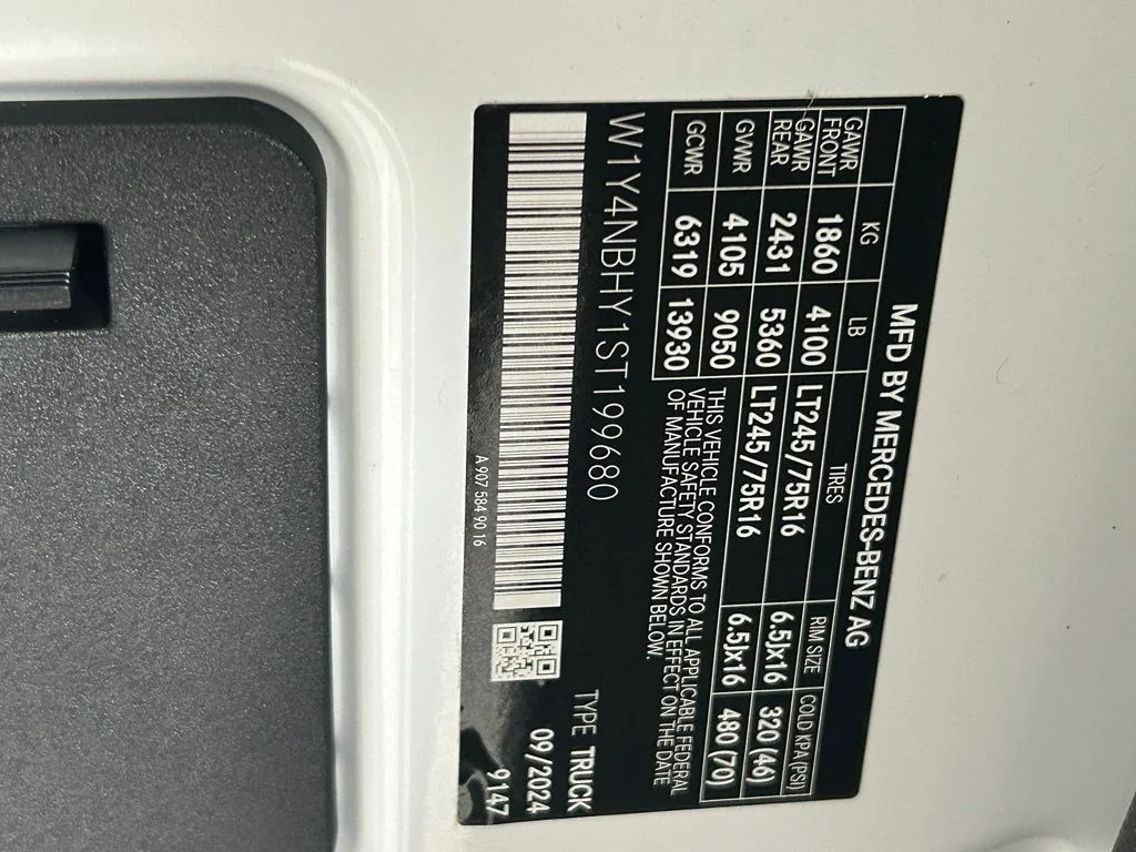 Used 2025 White Mercedes-Benz Cargo 144 WB image 41