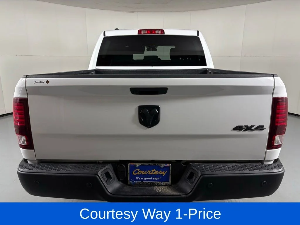 Used 2024 White Ram Warlock image 9
