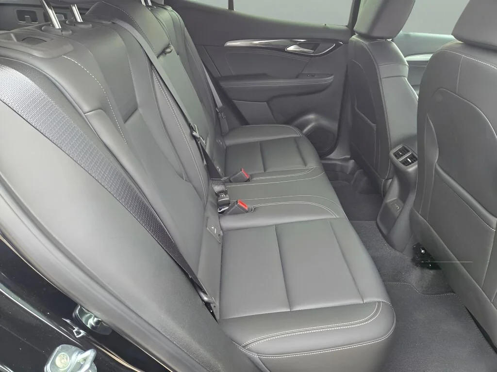2025 Buick Envision Preferred - Photo 10