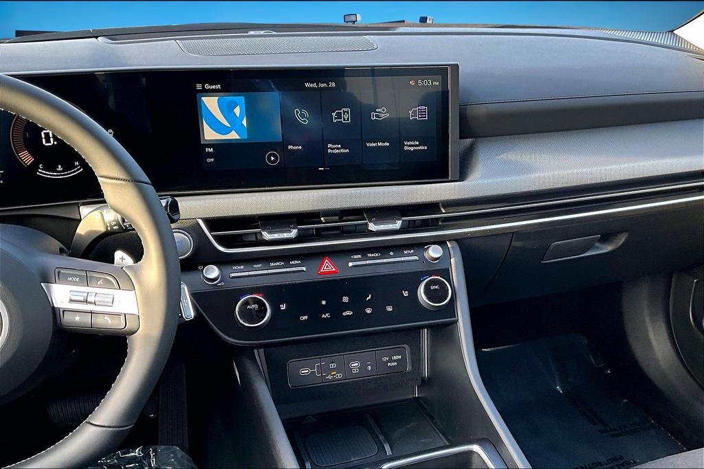 View vehicle photo 7