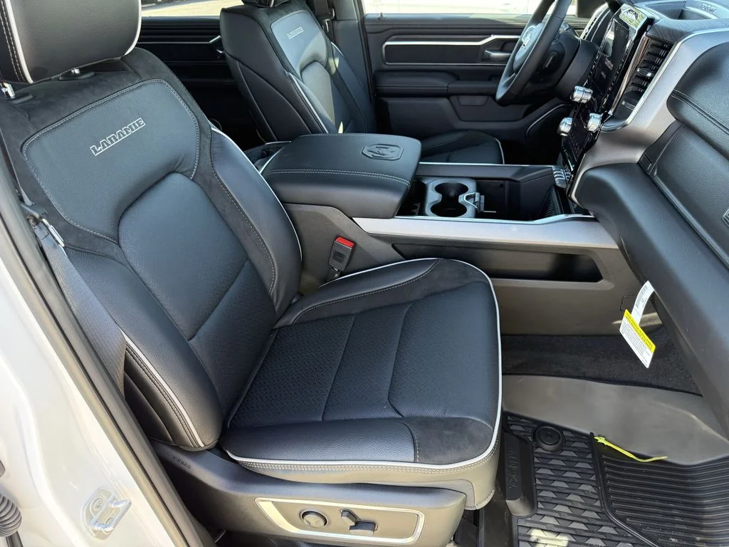 2026 RAM 1500 Laramie - Photo 38