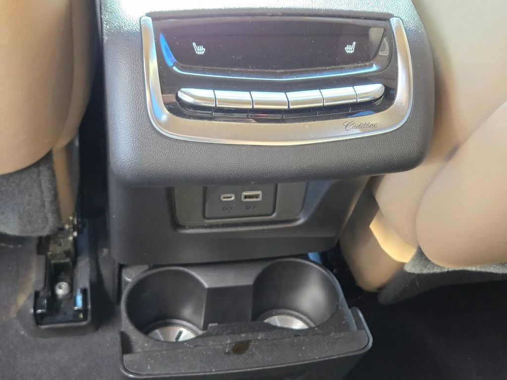 Used 2020 White Cadillac Premium Luxury image 17