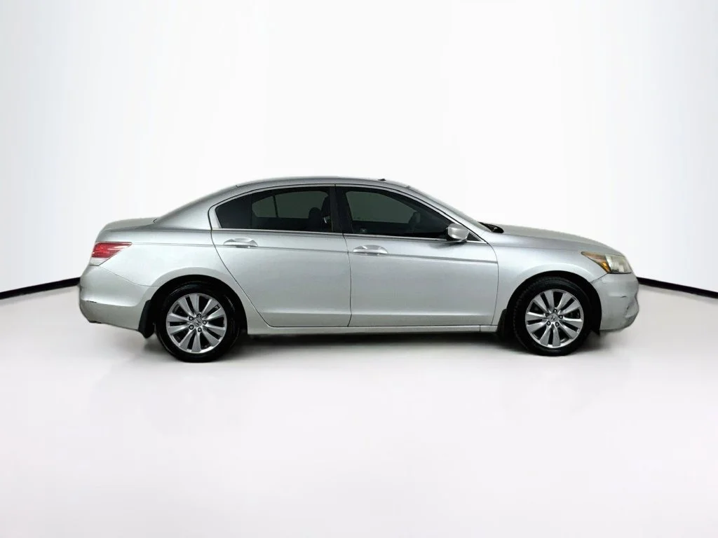 Used 2012 Alabaster Silver Metallic Honda EX image 6