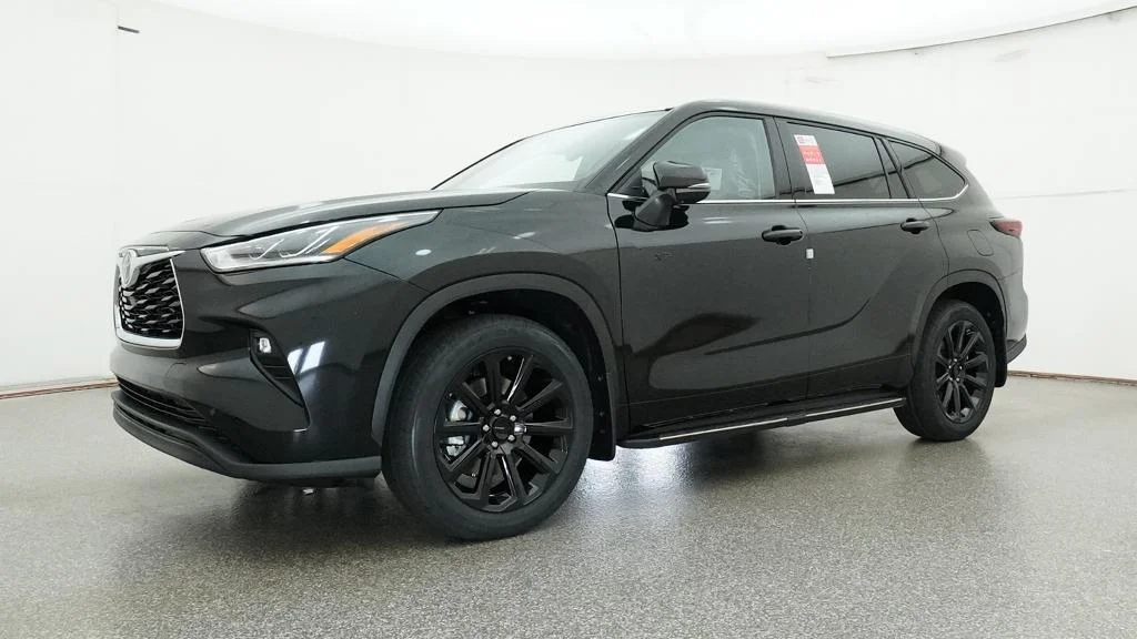 New 2026 Midnight Black Metallic Toyota Limited image 5