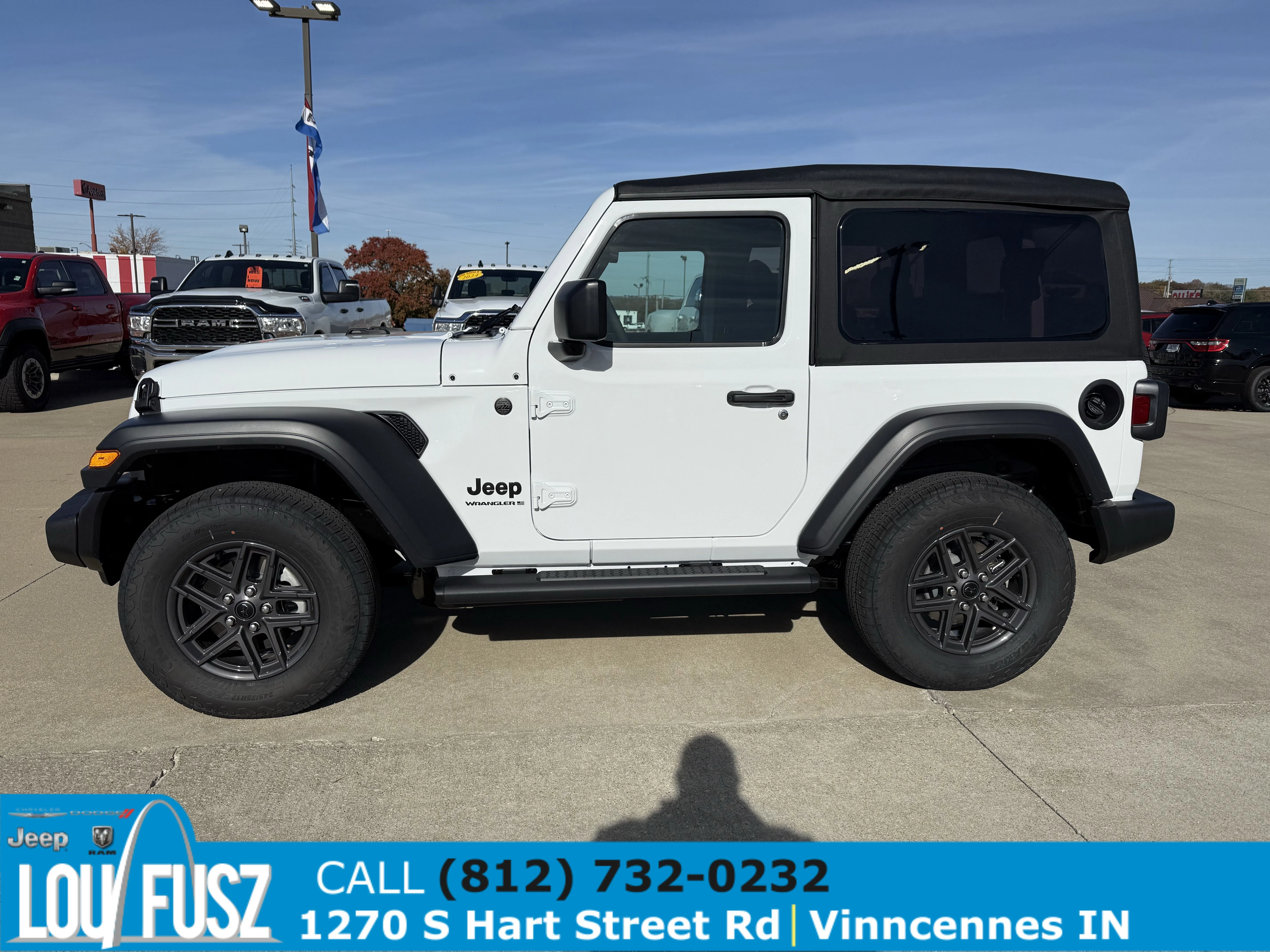 New 2026 Bright White Clear-Coat Exterior Paint Jeep Sport S image 5