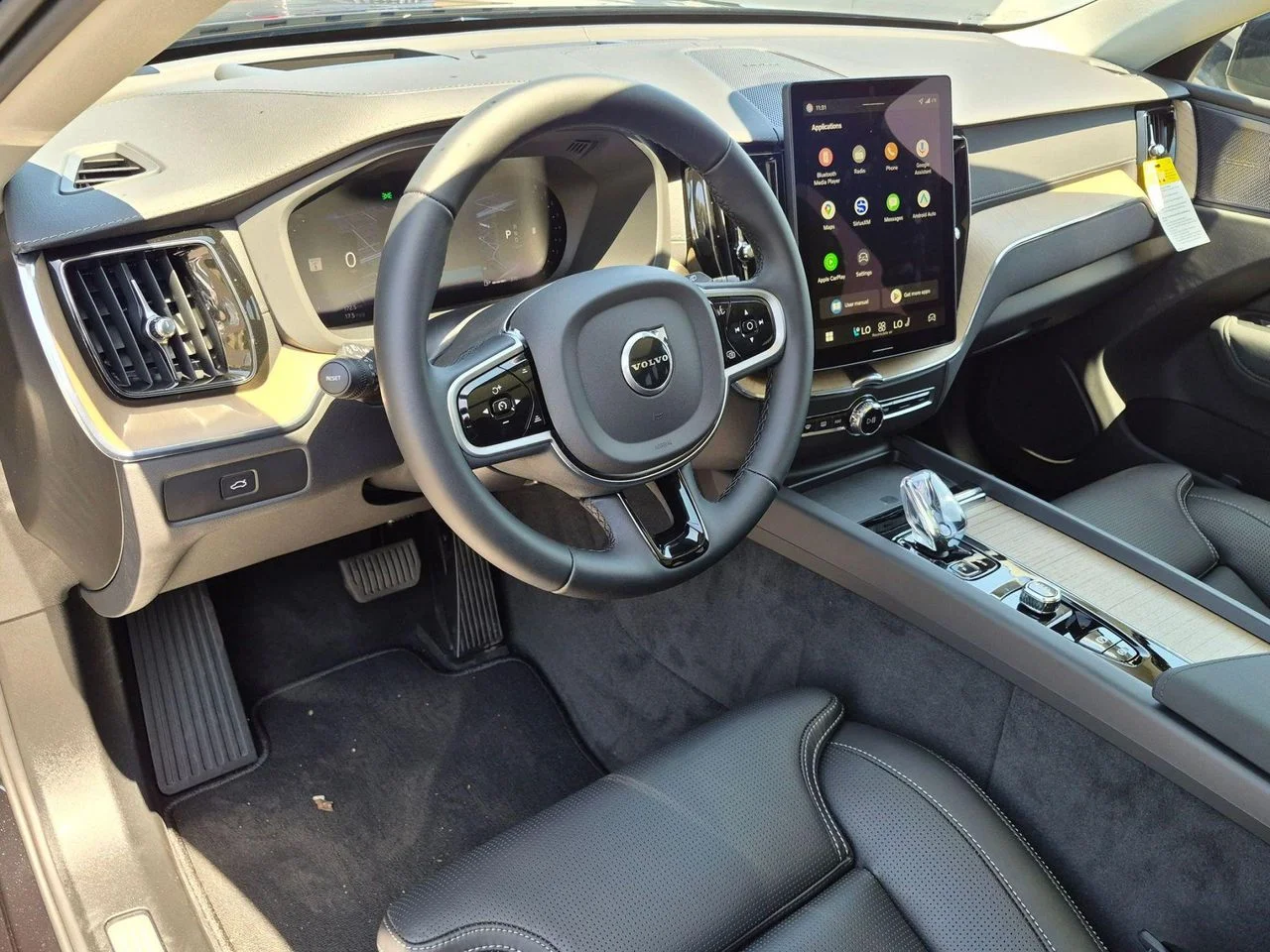 2026 Volvo XC60 Ultra - Photo 7