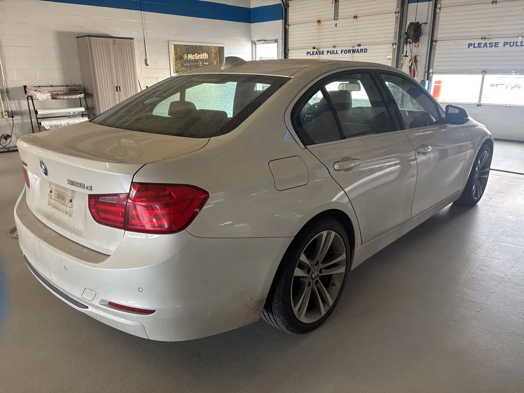 Used 2015 White BMW 328d xDrive image 2