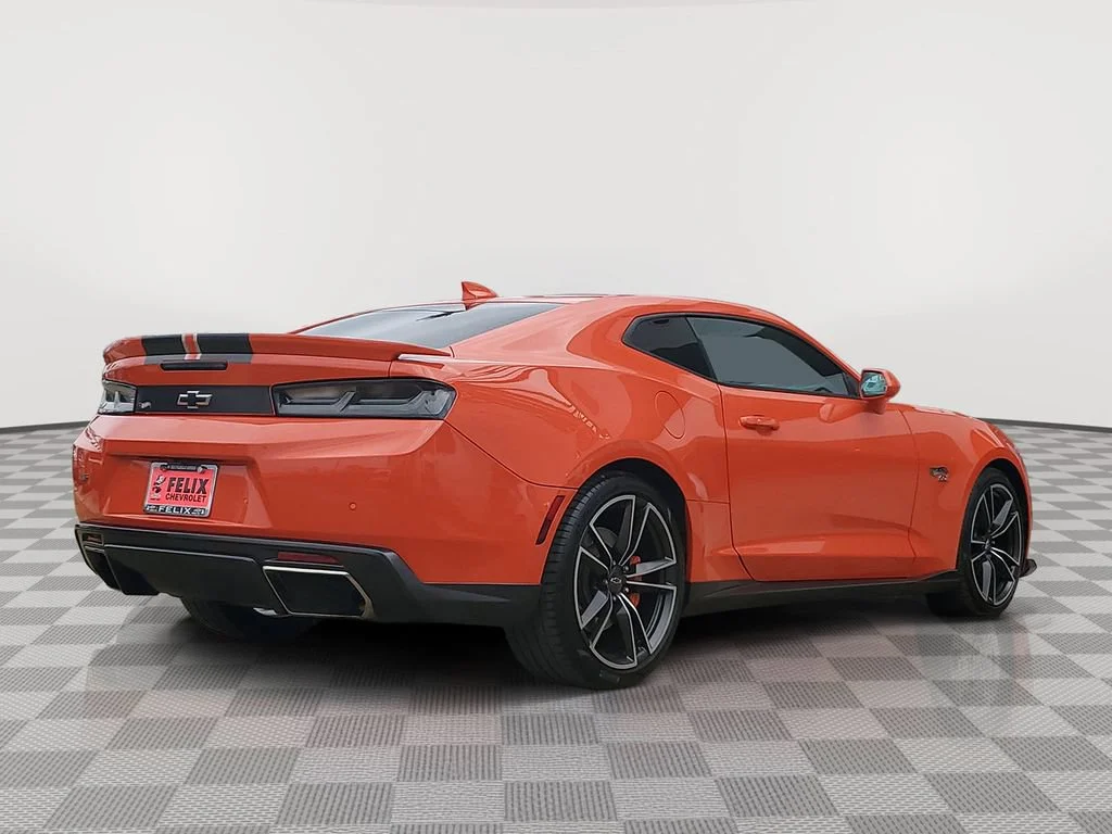 Used 2018 CRUSH Chevrolet 2SS image 4