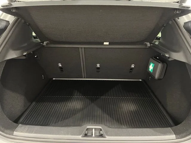 New 2026 Vapour Grey Volvo Ultra image 21