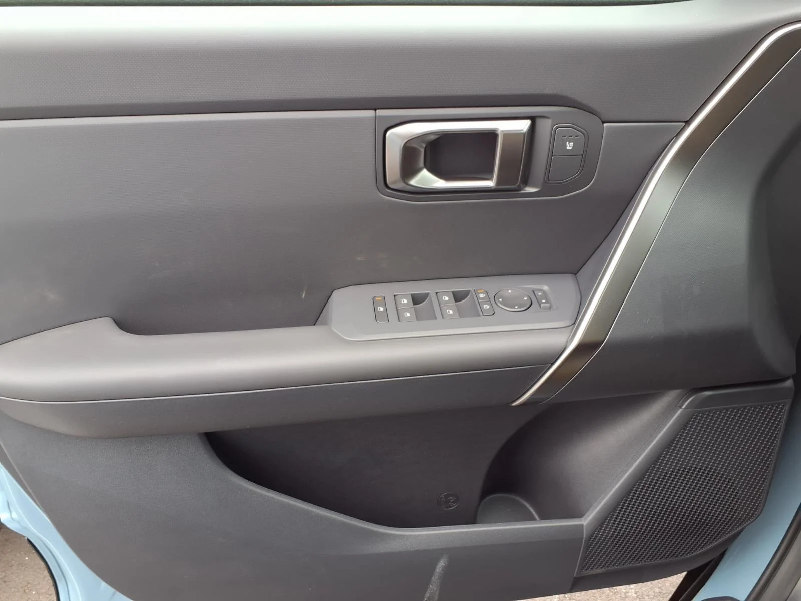 New 2027 Frost Blue / Black Roof Kia X-Line S image 10