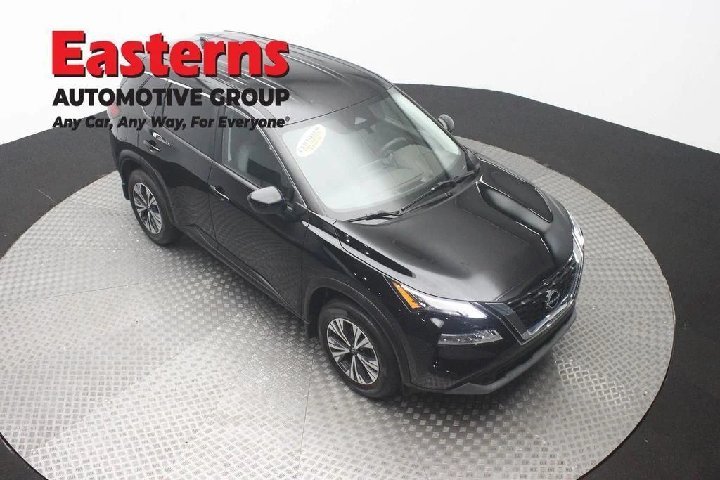 Used 2023 Black Nissan SV image 3