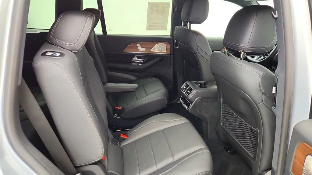 Used 2025 Cirrus Silver Metallic Mercedes-Benz GLS 450 4MATIC SUV w/ AMG® Line, Trailer Hitch & 5-Zone Climate image 22