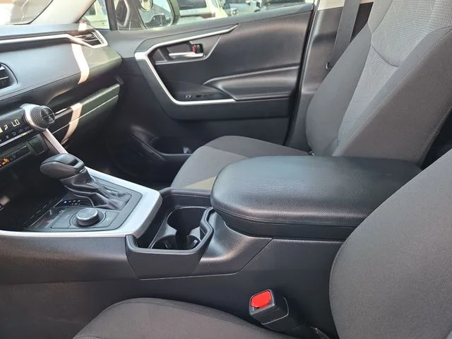 Used 2021 White Toyota XLE image 15