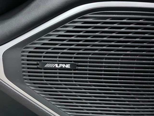 Used 2022 White Jeep Series III image 23