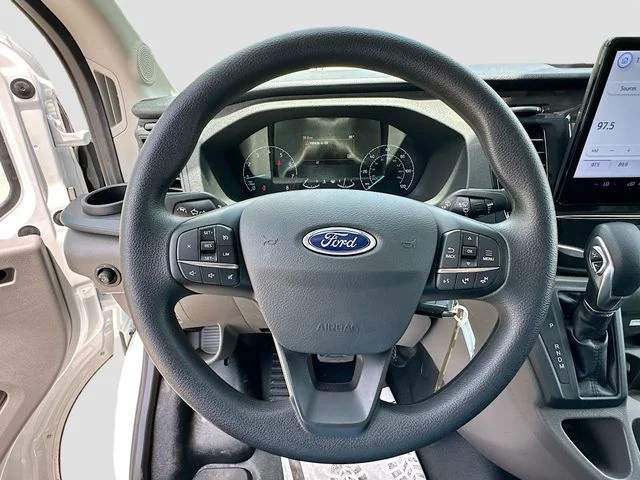 New 2025 Oxford White Ford Base image 7