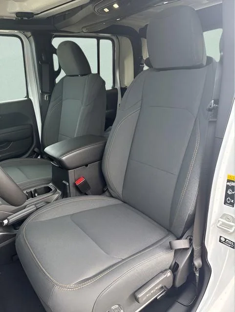 New 2026 Bright White Clearcoat Jeep Sport S image 25