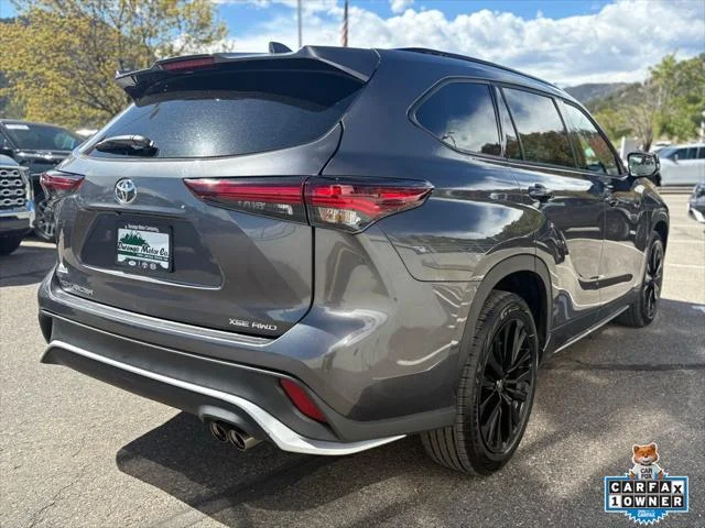 Certified Used 2025 MAGNETIC GRAY MET. Toyota  image 9