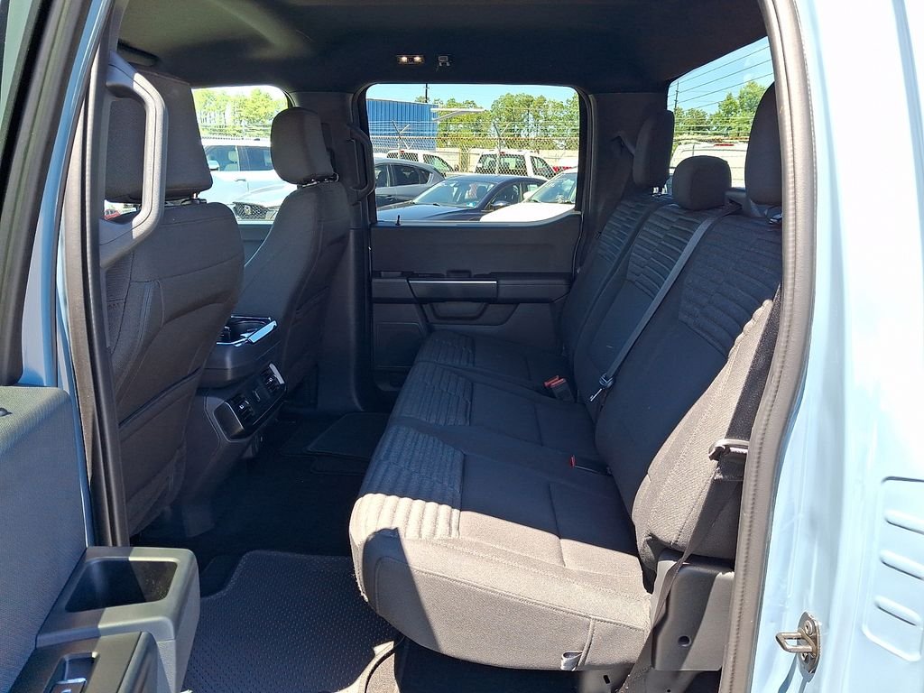 Used 2023 Blue Ford XL image 11