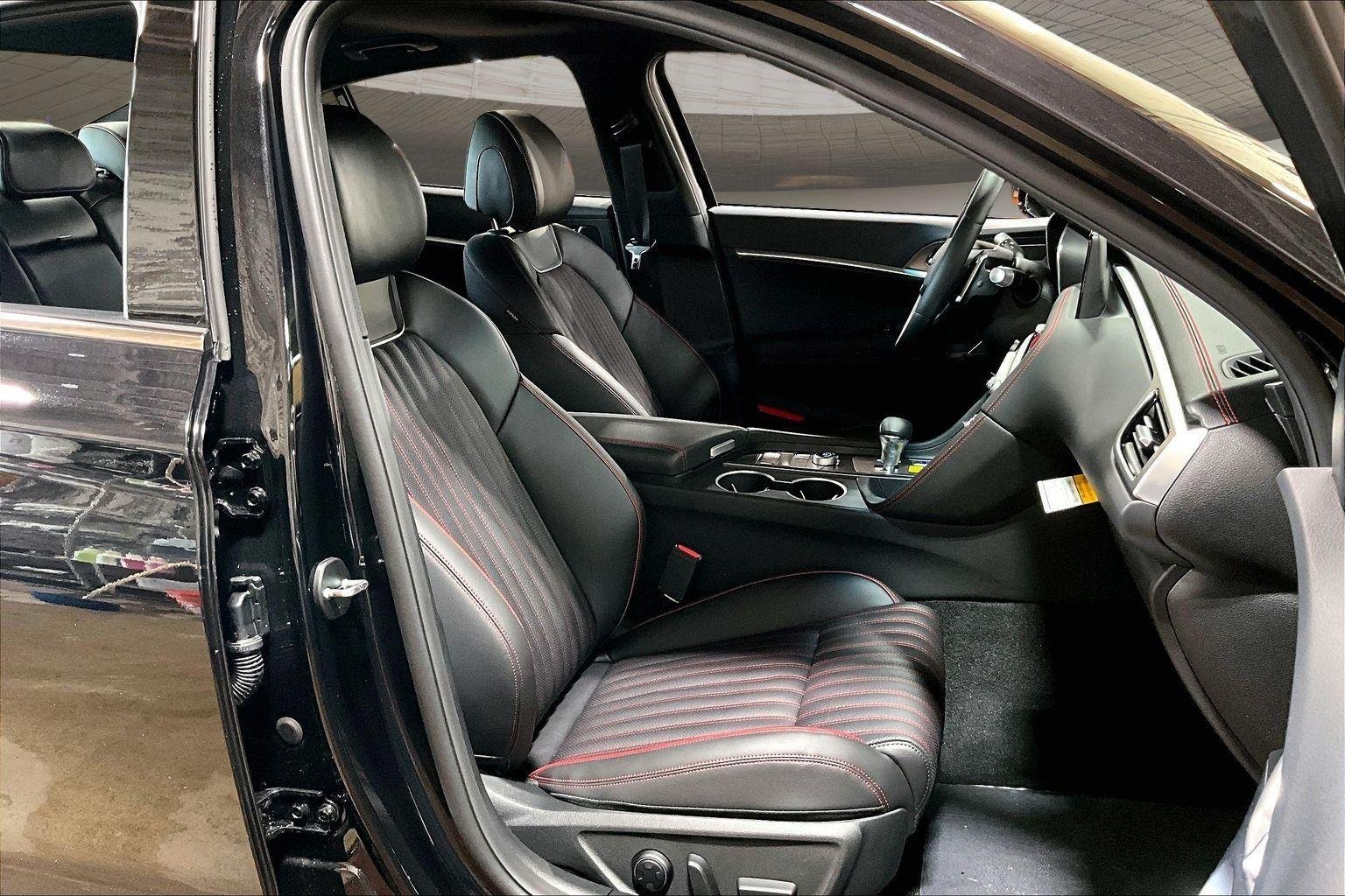 New 2026 Vik Black Genesis 3.3T SPORT PRESTIGE image 12
