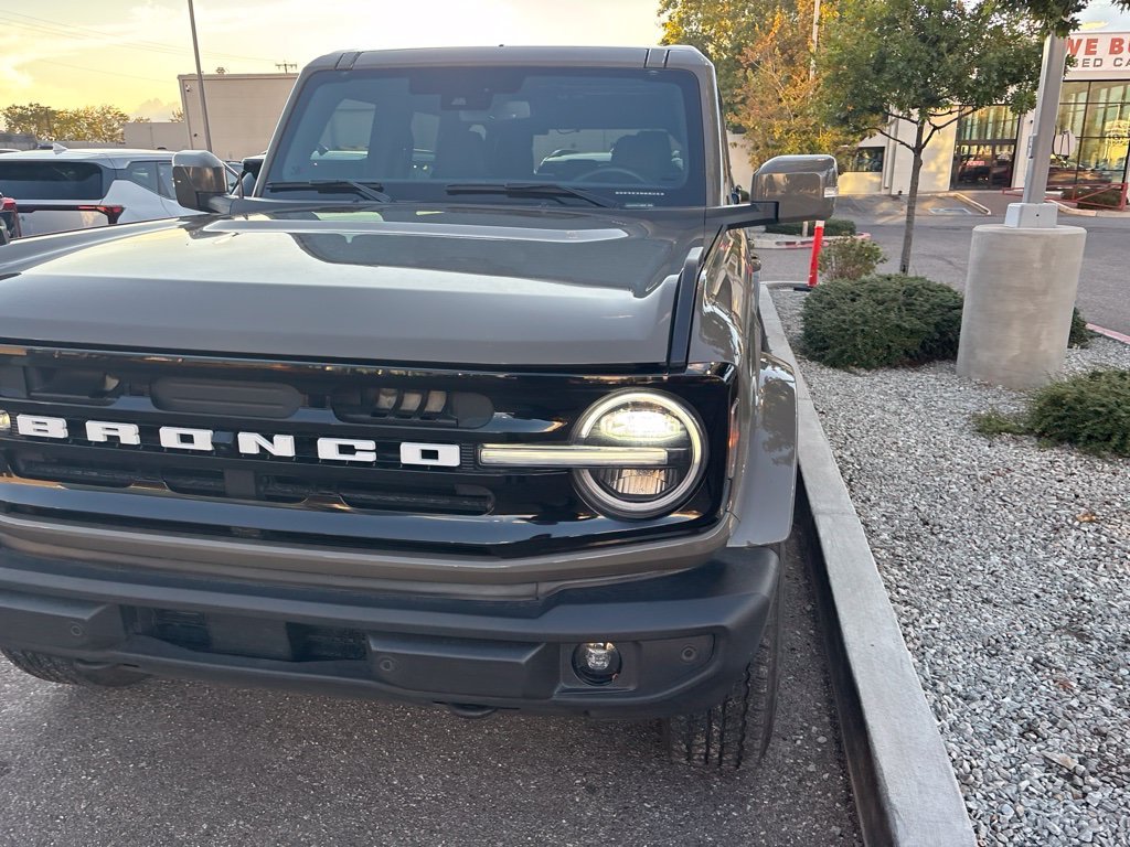 Used 2025 Gray Ford Outer Banks image 3