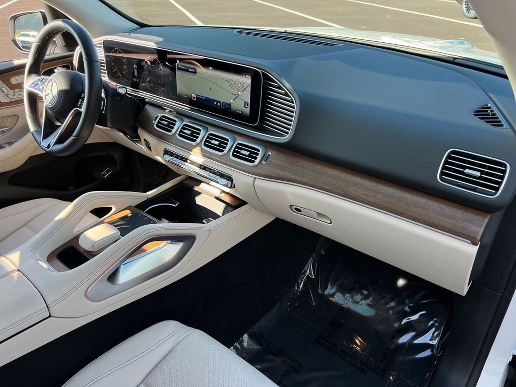Certified Used 2025 White Mercedes-Benz GLE 350 image 29