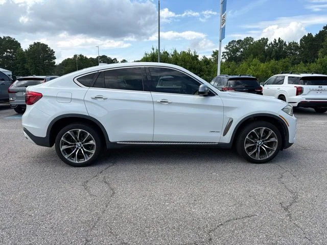 Used 2015 White BMW xDrive35i image 2