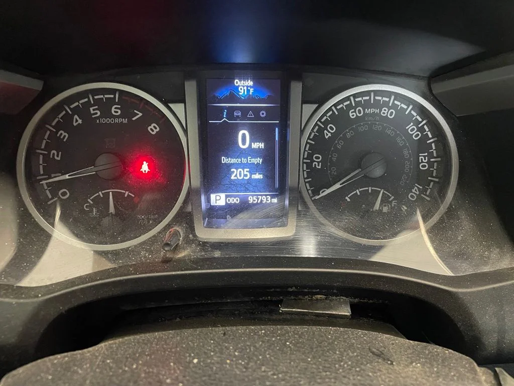 Used 2022 Gray Toyota SR5 image 7
