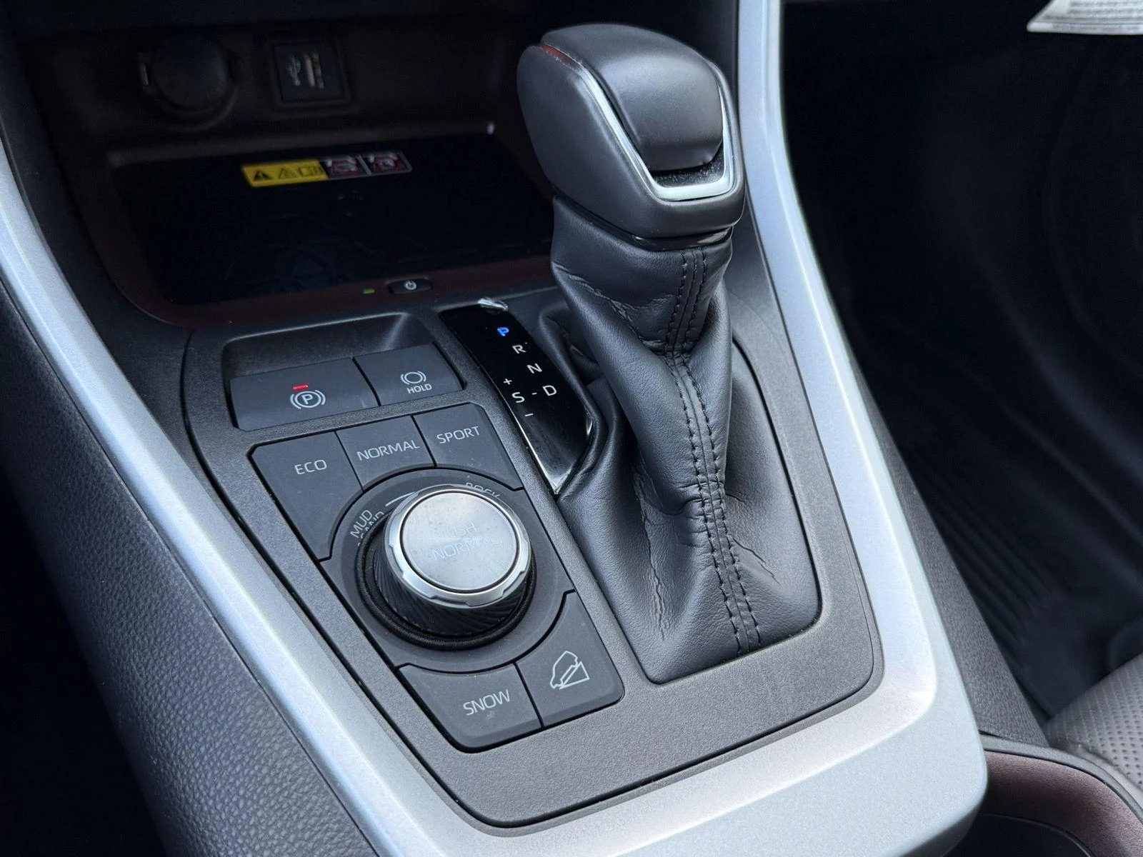 Used 2023 Wind Chill Pearl Toyota Limited image 22