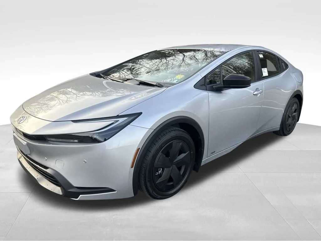 2026 Toyota Prius LE AWD's photo