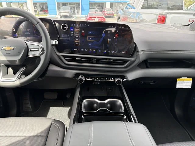 2026 Chevrolet Silverado EV LT - Photo 14