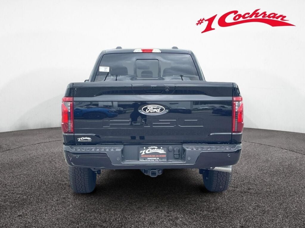 New 2026 Agate Black Metallic Ford XLT image 8