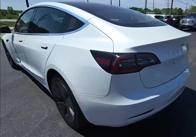 Used 2019 White Tesla Standard Range Plus image 16