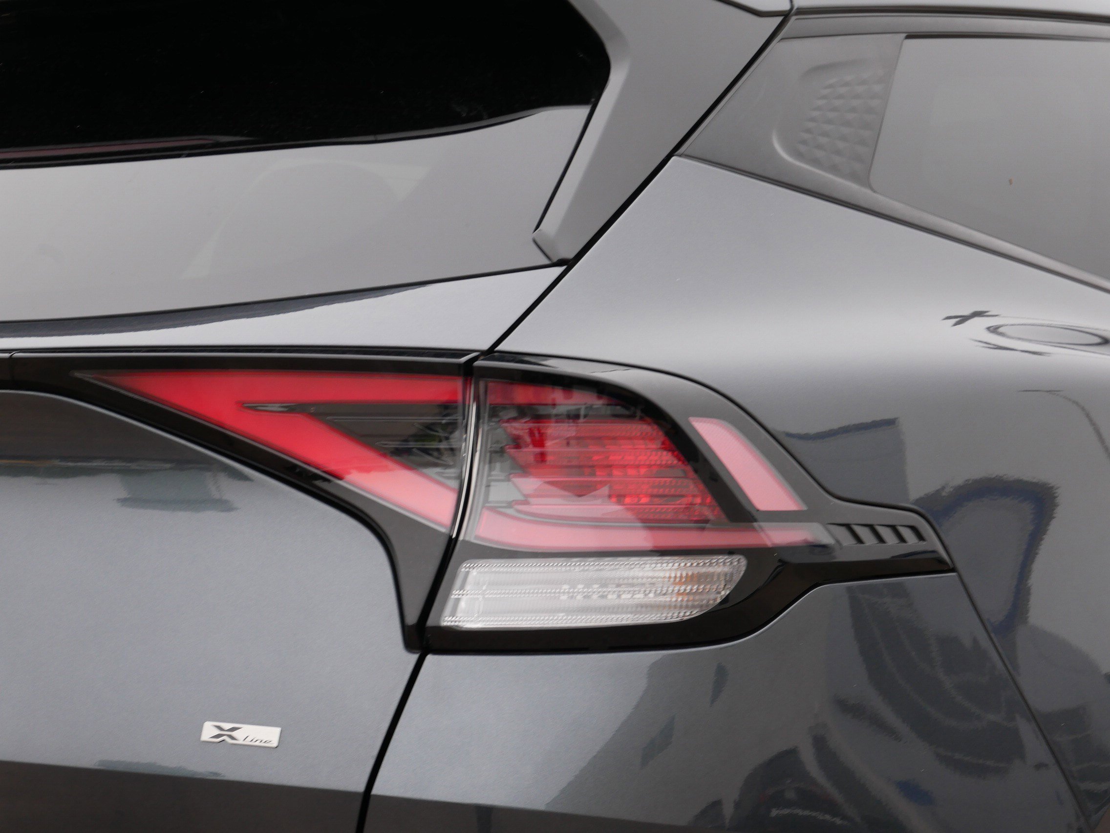 Used 2023 Gravity Gray Kia X-Line image 17