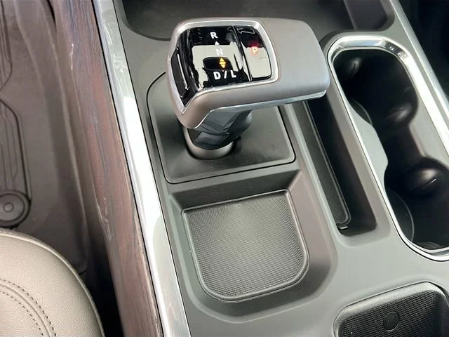 2026 GMC Sierra 1500 SLT - Photo 12