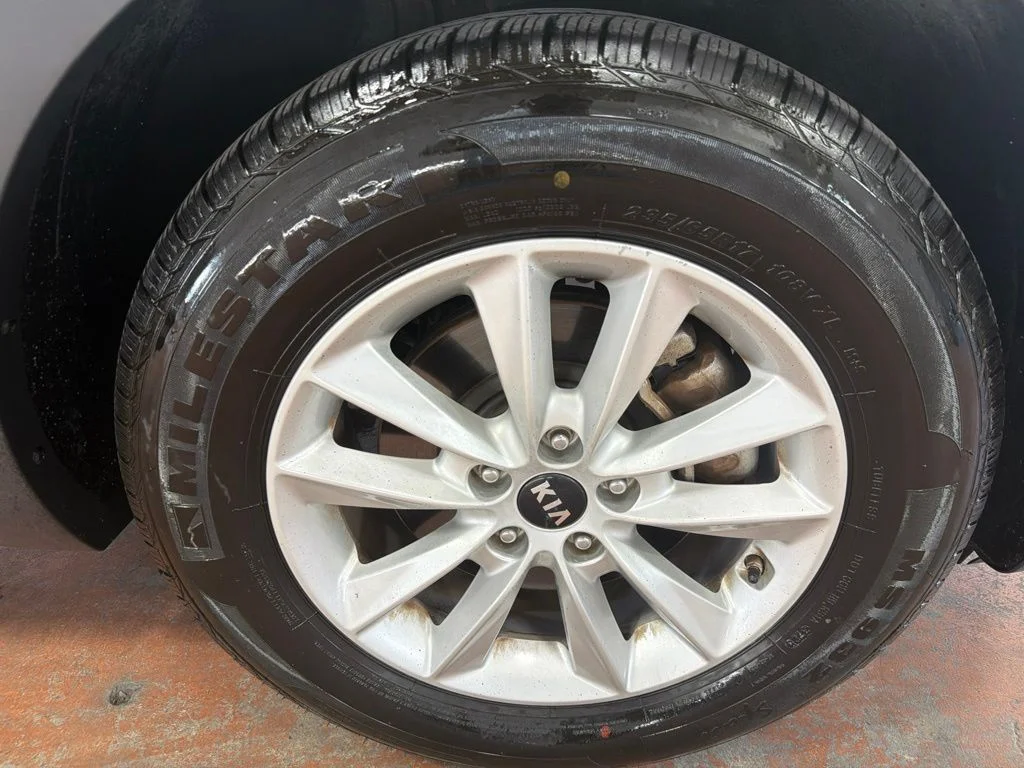 Used 2019 Titanium Silver Kia LX image 11