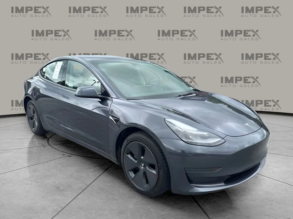 Used 2023 Gray Tesla Base image 4