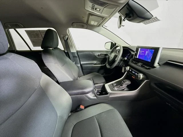 Certified Used 2024 SILVER SKY METALLIC Toyota  image 28