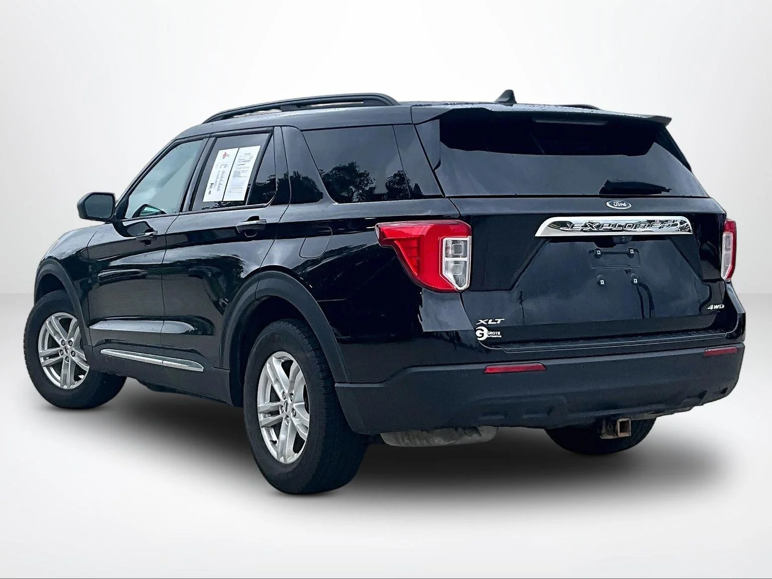Used 2023 Black Ford XLT image 14