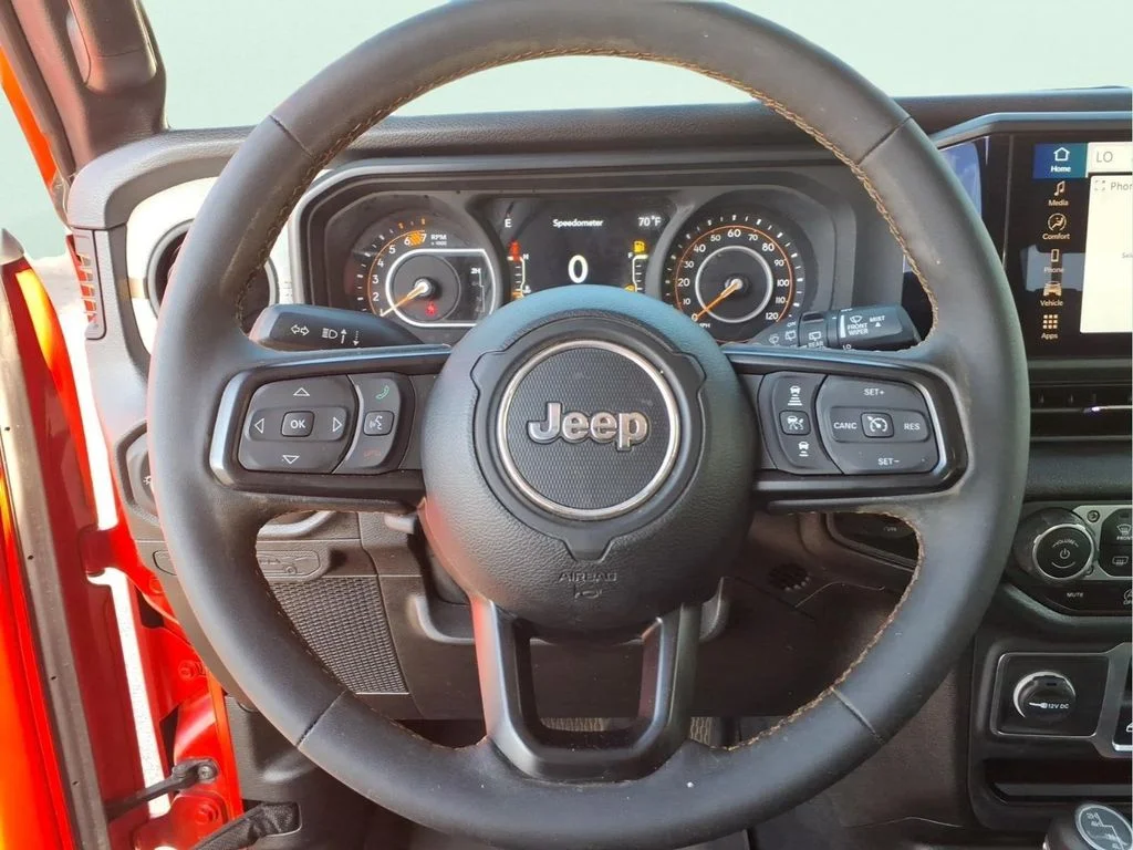 Used 2024 Red Jeep Sport S image 21