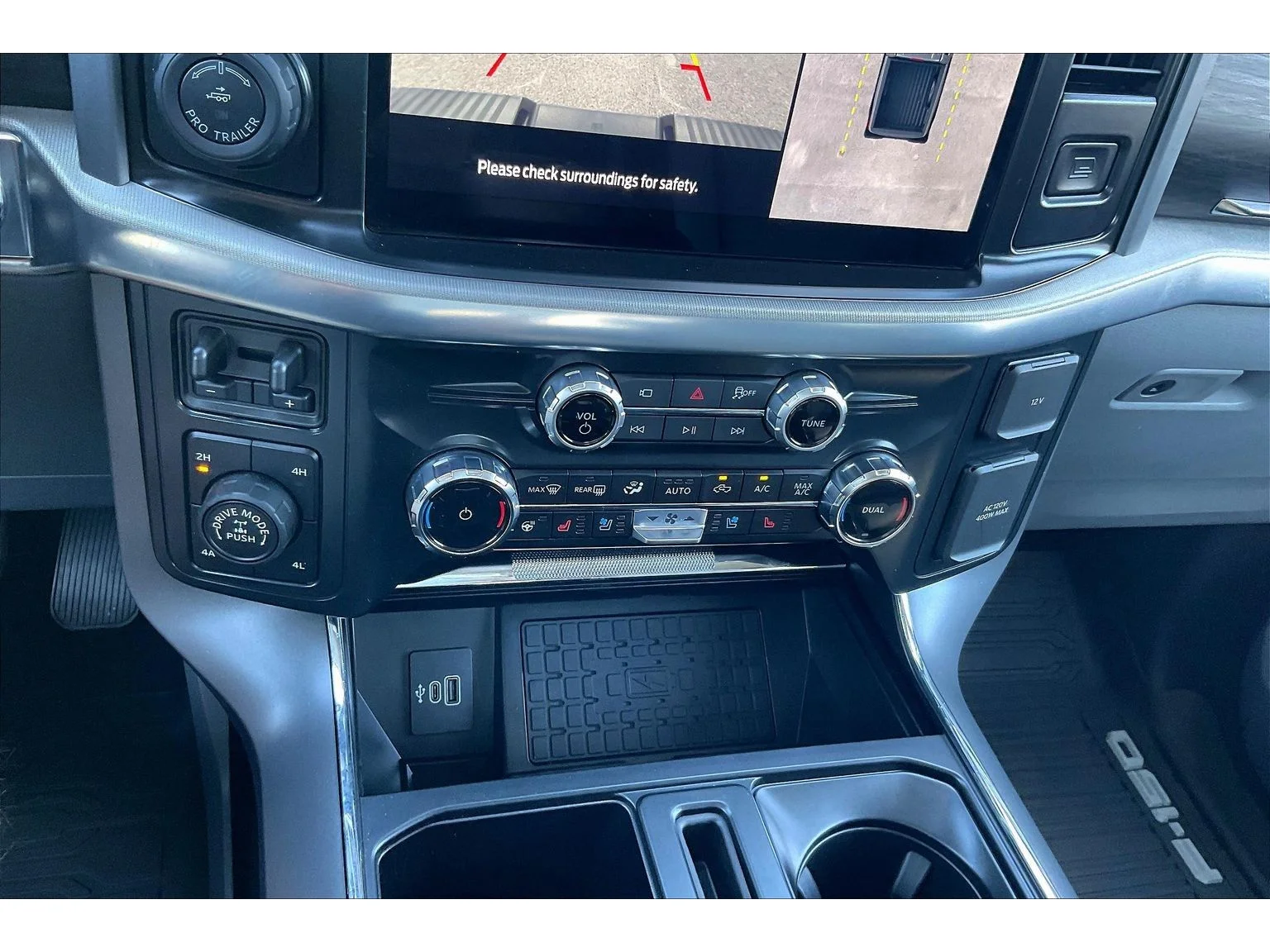 Used 2025 White Ford LARIAT image 21