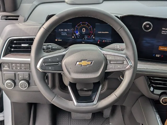 New 2027 Polar White Tricoat Chevrolet Premier image 17