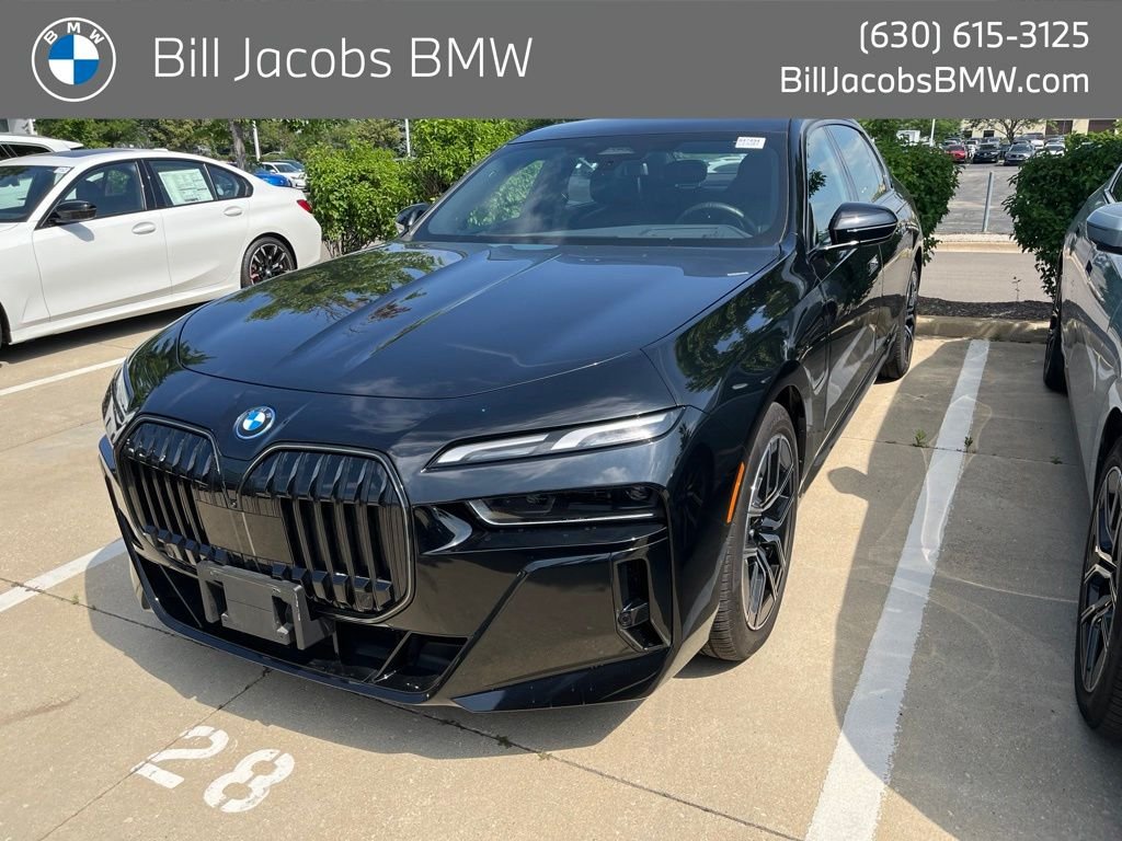 2026 BMW 7 Series 750e xDrive Sedan's photo