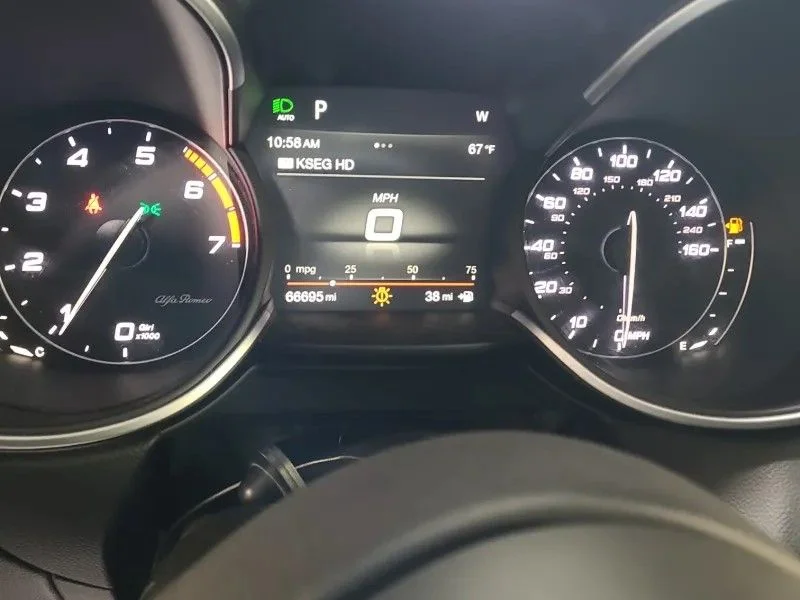 Used 2019 White Alfa Romeo Ti image 14