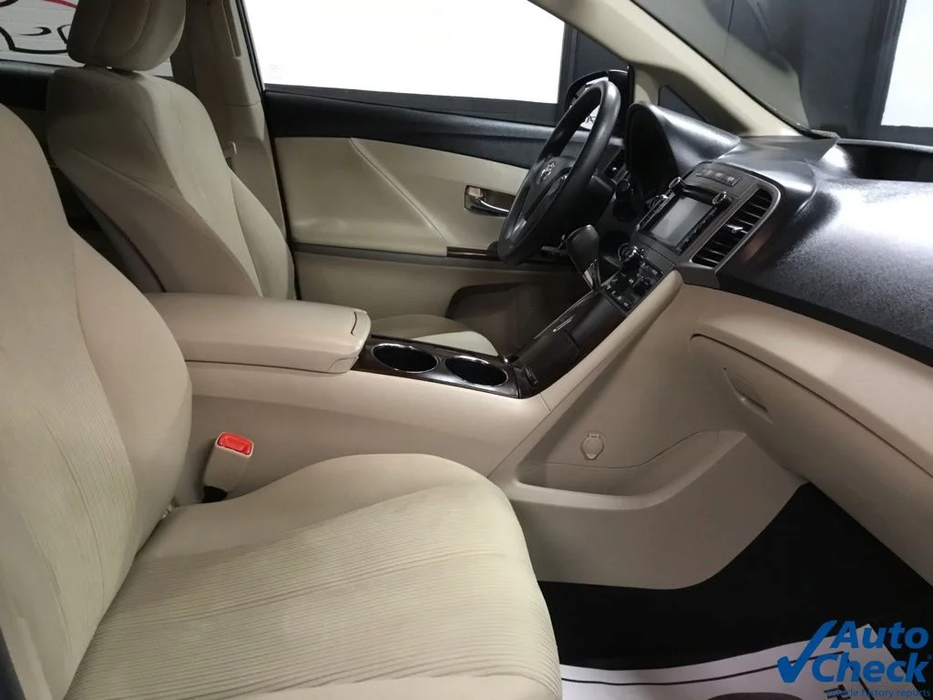 Used 2014 Black Toyota LE image 41