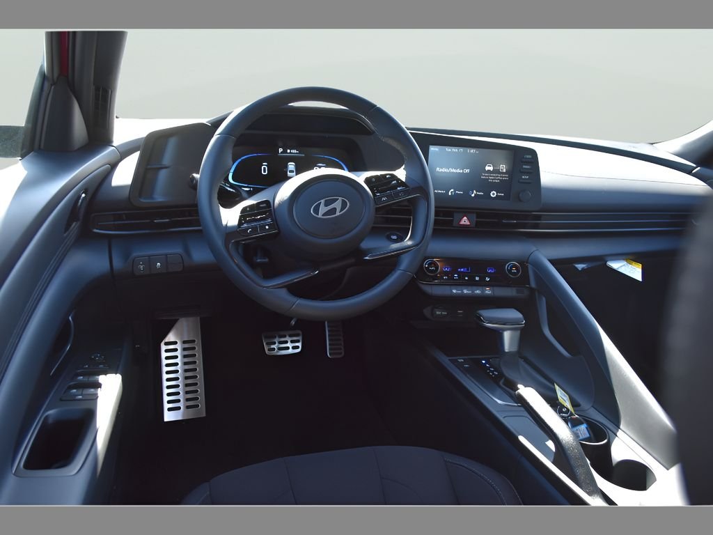 2026 Hyundai Elantra SEL Sport - Photo 11