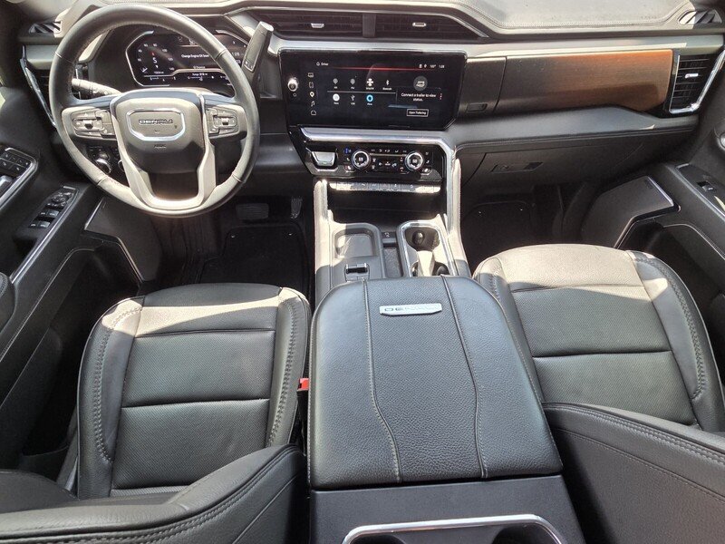 Used 2025 BLACK GMC 4WD CREW CAB 159" DENALI image 11