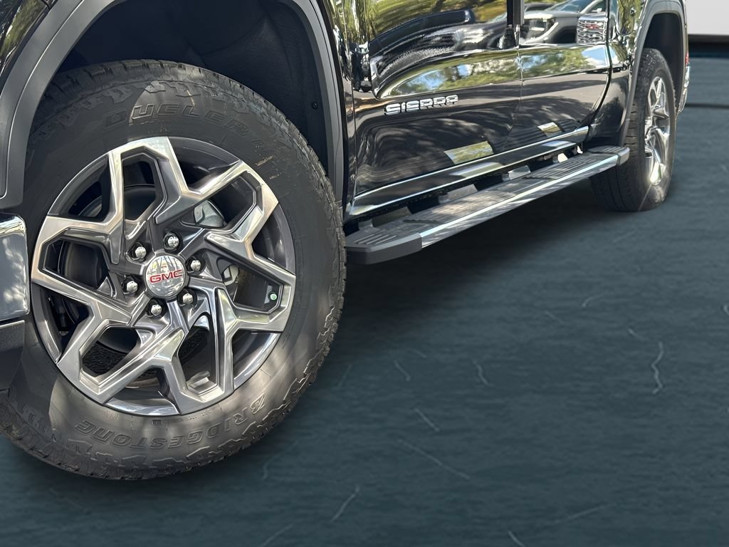 New 2026 Onyx Black GMC SLT image 2